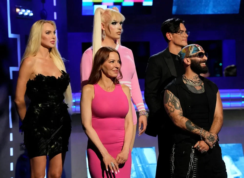 watch House of Villains Online